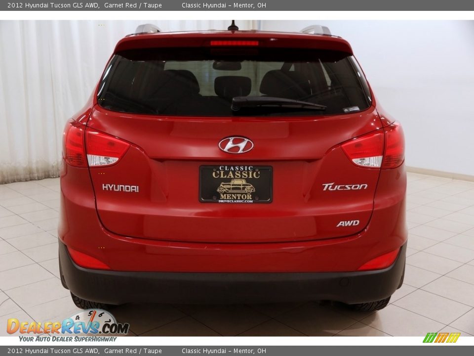 2012 Hyundai Tucson GLS AWD Garnet Red / Taupe Photo #17