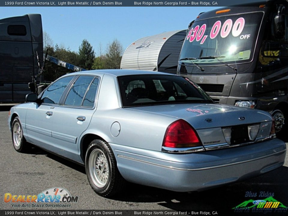 1999 Ford Crown Victoria LX Light Blue Metallic / Dark Denim Blue Photo #3