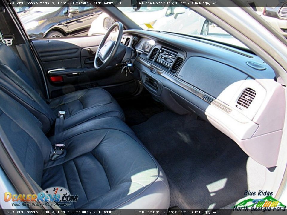 1999 Ford Crown Victoria LX Light Blue Metallic / Dark Denim Blue Photo #22