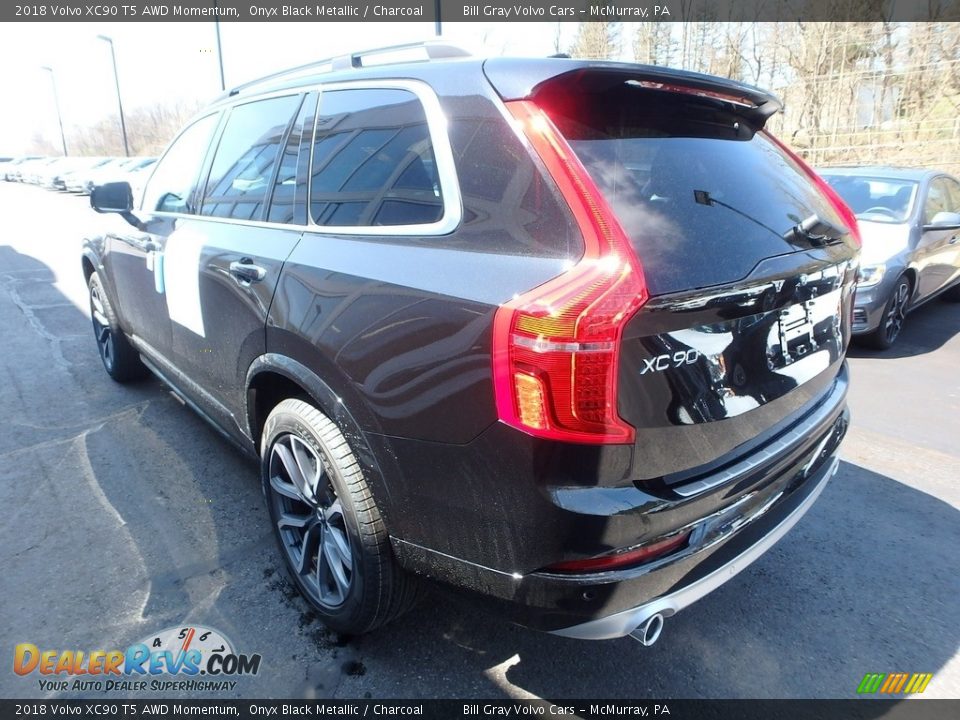 2018 Volvo XC90 T5 AWD Momentum Onyx Black Metallic / Charcoal Photo #4
