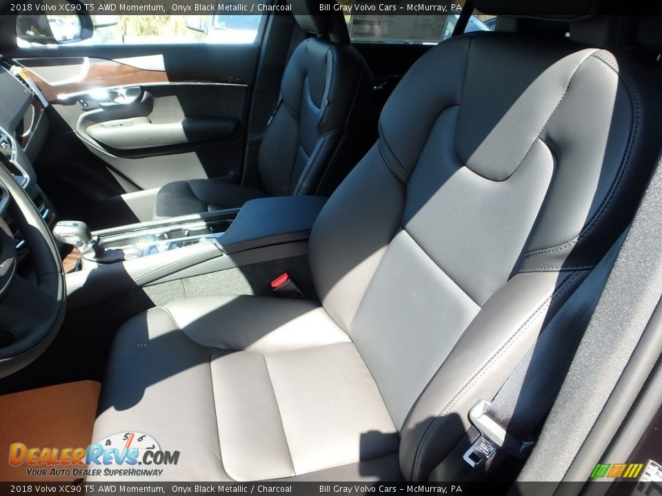 2018 Volvo XC90 T5 AWD Momentum Onyx Black Metallic / Charcoal Photo #7