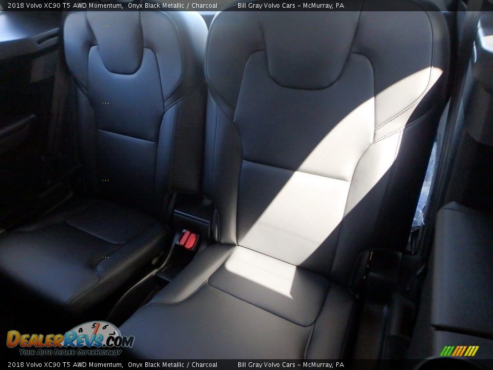 2018 Volvo XC90 T5 AWD Momentum Onyx Black Metallic / Charcoal Photo #9
