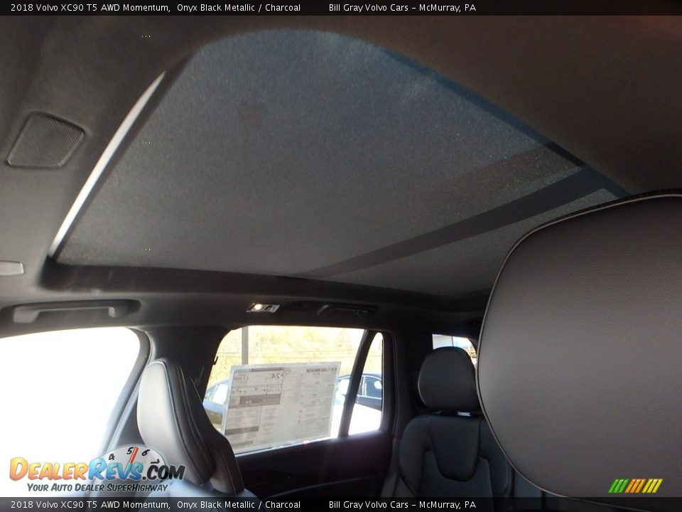 2018 Volvo XC90 T5 AWD Momentum Onyx Black Metallic / Charcoal Photo #13