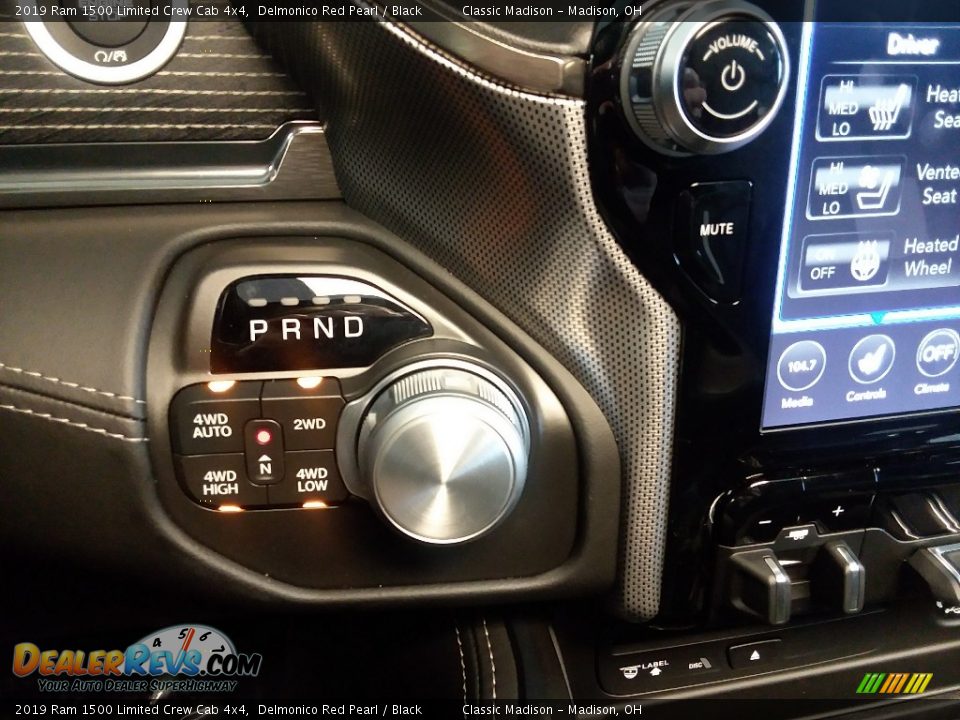 2019 Ram 1500 Limited Crew Cab 4x4 Shifter Photo #16