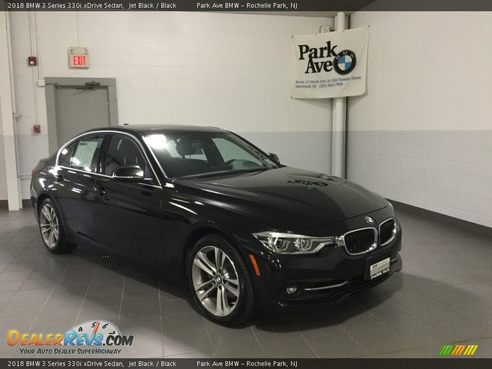 2018 BMW 3 Series 330i xDrive Sedan Jet Black / Black Photo #7