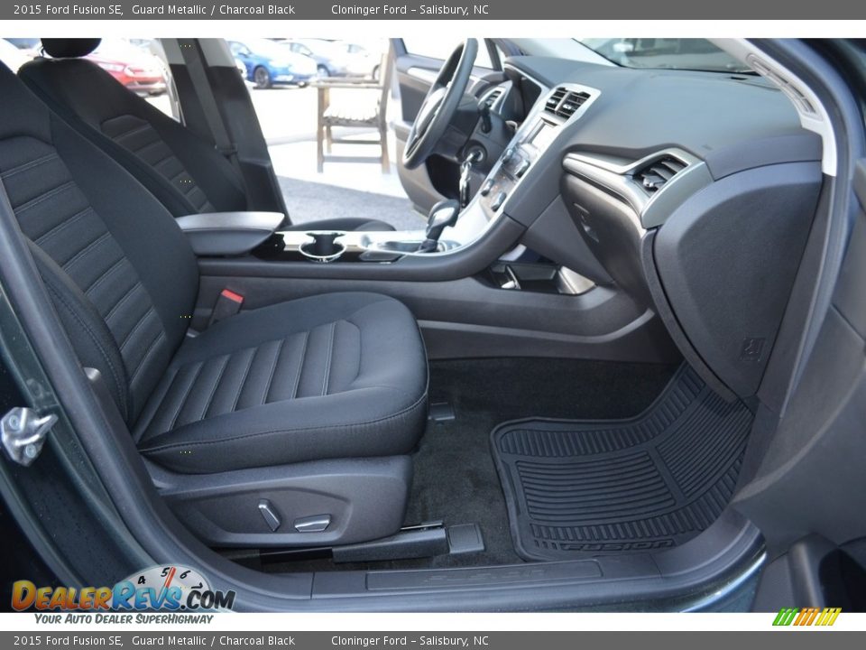 2015 Ford Fusion SE Guard Metallic / Charcoal Black Photo #15