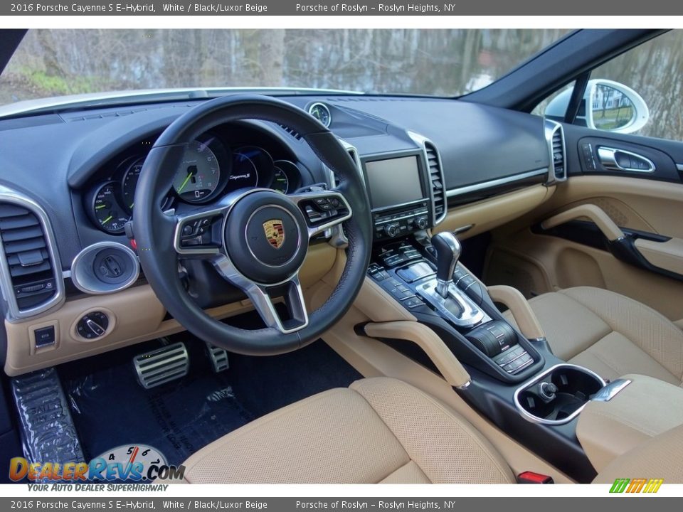 Black/Luxor Beige Interior - 2016 Porsche Cayenne S E-Hybrid Photo #10