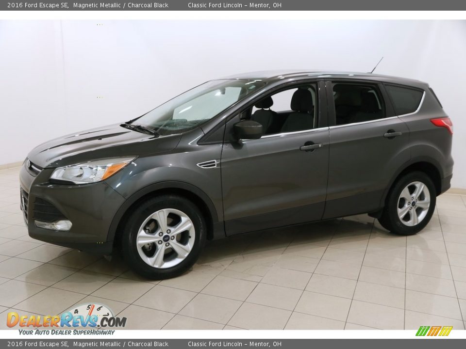 2016 Ford Escape SE Magnetic Metallic / Charcoal Black Photo #3