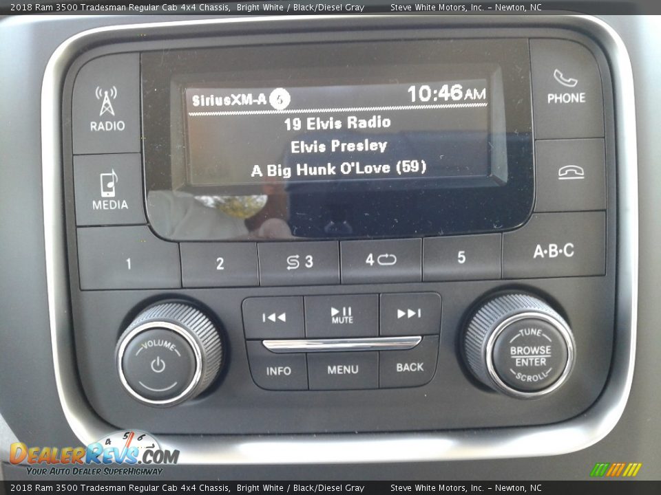 2018 Ram 3500 Tradesman Regular Cab 4x4 Chassis Bright White / Black/Diesel Gray Photo #17