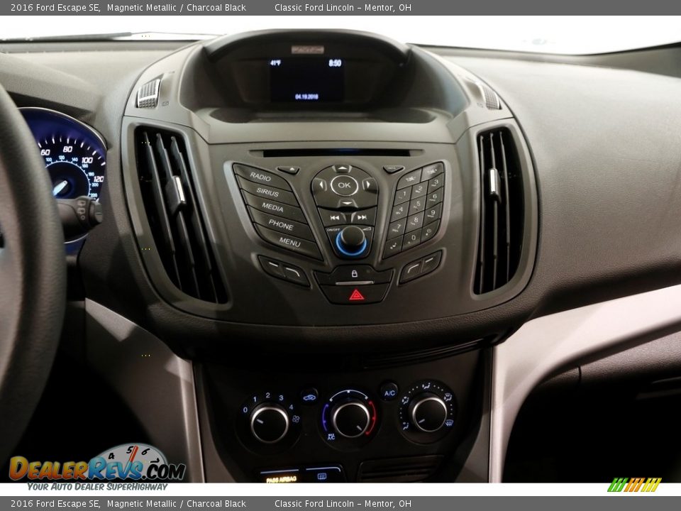 2016 Ford Escape SE Magnetic Metallic / Charcoal Black Photo #8