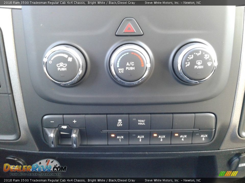 2018 Ram 3500 Tradesman Regular Cab 4x4 Chassis Bright White / Black/Diesel Gray Photo #18