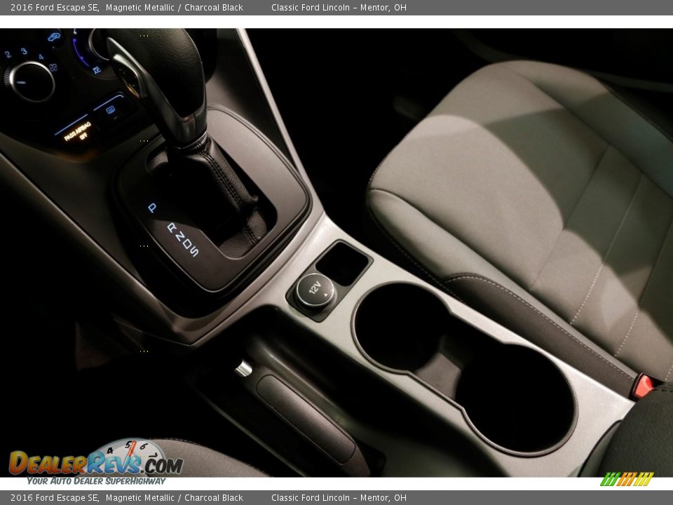 2016 Ford Escape SE Magnetic Metallic / Charcoal Black Photo #11
