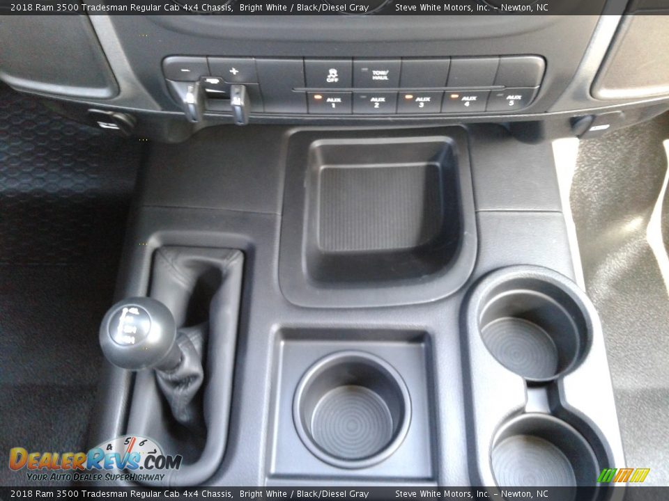 2018 Ram 3500 Tradesman Regular Cab 4x4 Chassis Bright White / Black/Diesel Gray Photo #20