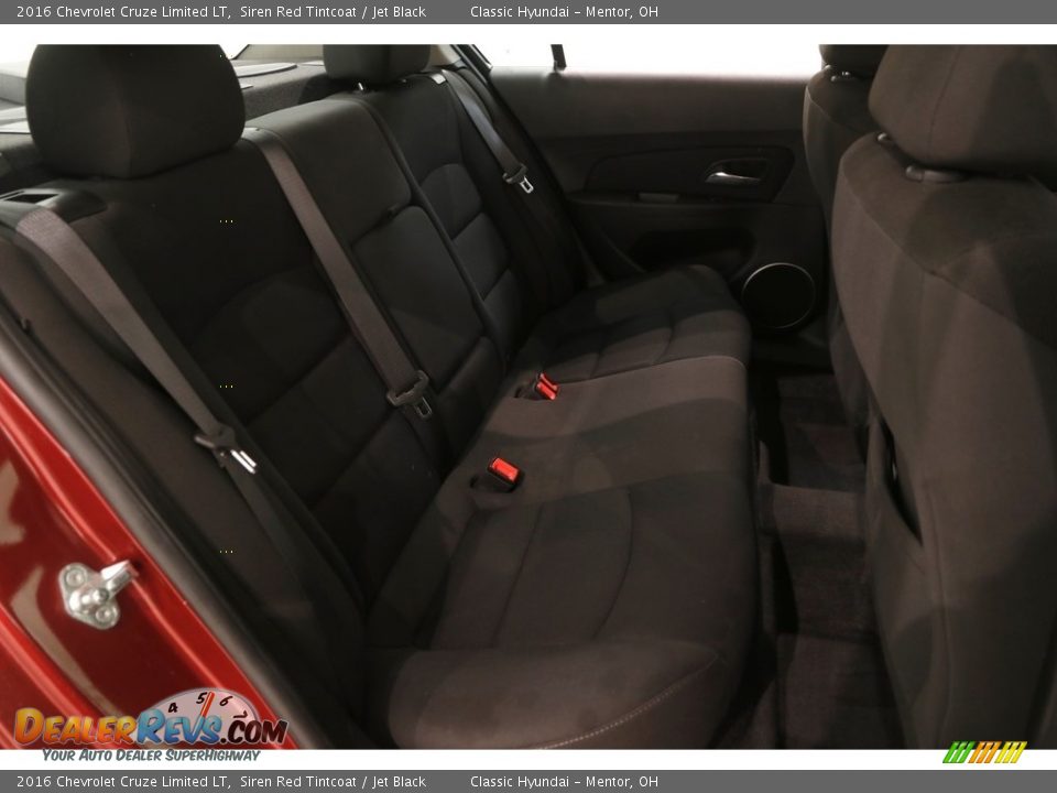 2016 Chevrolet Cruze Limited LT Siren Red Tintcoat / Jet Black Photo #15