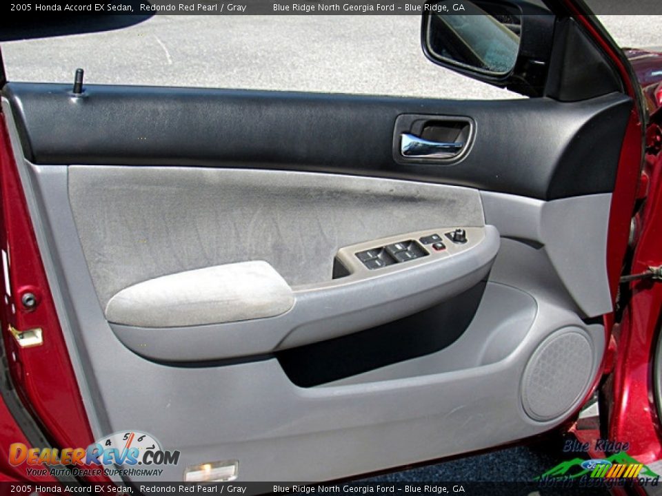 2005 Honda Accord EX Sedan Redondo Red Pearl / Gray Photo #20