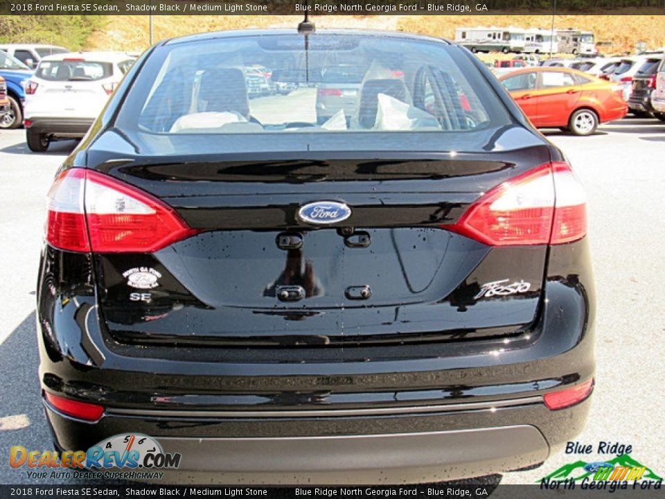2018 Ford Fiesta SE Sedan Shadow Black / Medium Light Stone Photo #4