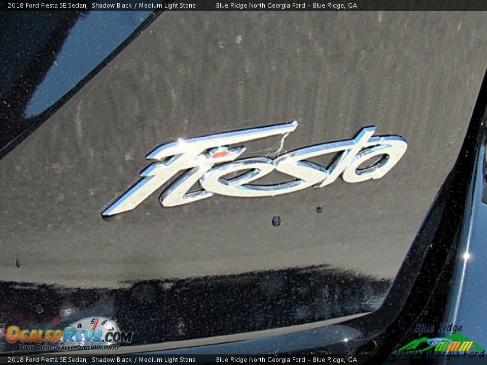 2018 Ford Fiesta SE Sedan Shadow Black / Medium Light Stone Photo #32