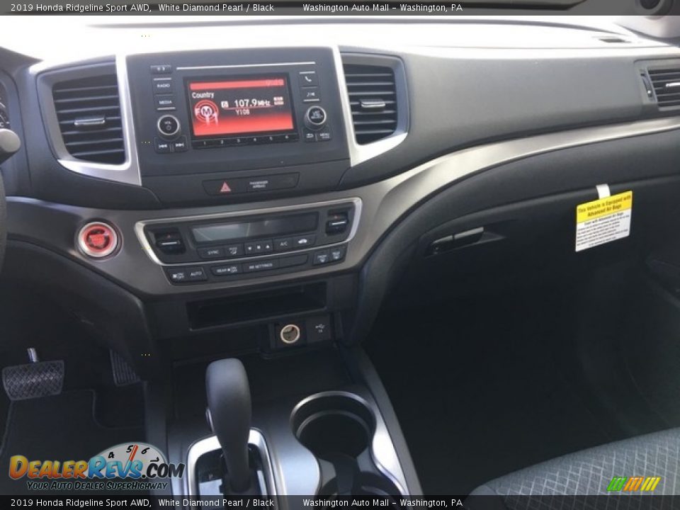 2019 Honda Ridgeline Sport AWD White Diamond Pearl / Black Photo #18
