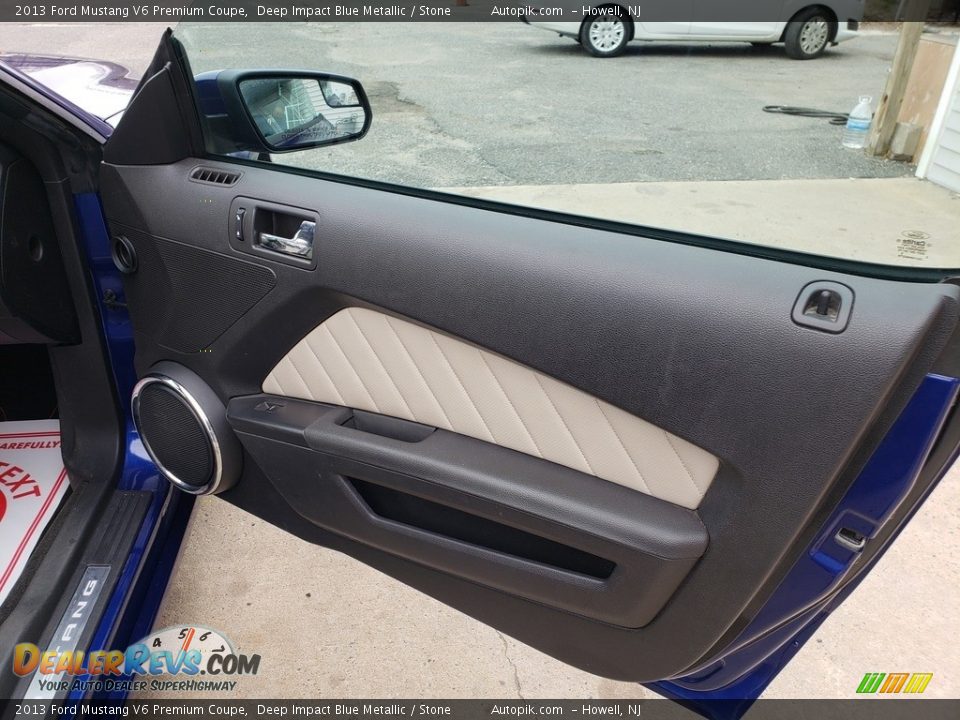2013 Ford Mustang V6 Premium Coupe Deep Impact Blue Metallic / Stone Photo #17