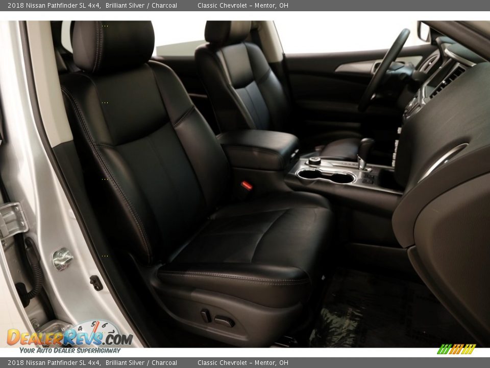 2018 Nissan Pathfinder SL 4x4 Brilliant Silver / Charcoal Photo #20