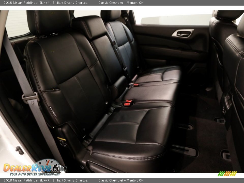 2018 Nissan Pathfinder SL 4x4 Brilliant Silver / Charcoal Photo #21