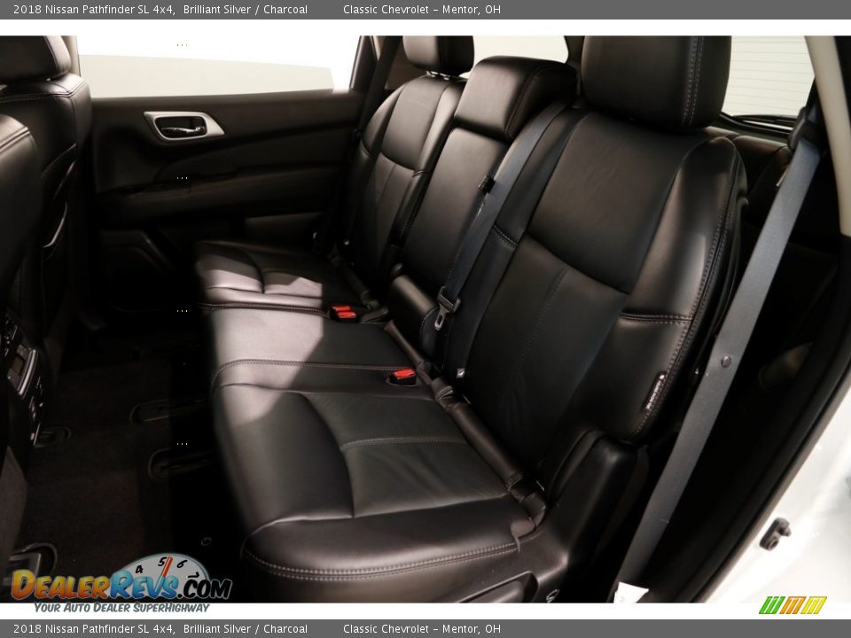 2018 Nissan Pathfinder SL 4x4 Brilliant Silver / Charcoal Photo #22