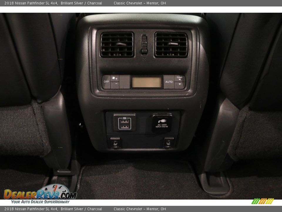 2018 Nissan Pathfinder SL 4x4 Brilliant Silver / Charcoal Photo #25