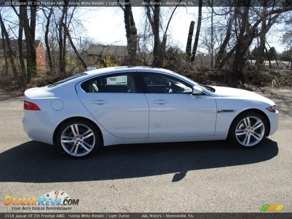 2018 Jaguar XE 30t Prestige AWD Yulong White Metallic / Light Oyster Photo #2
