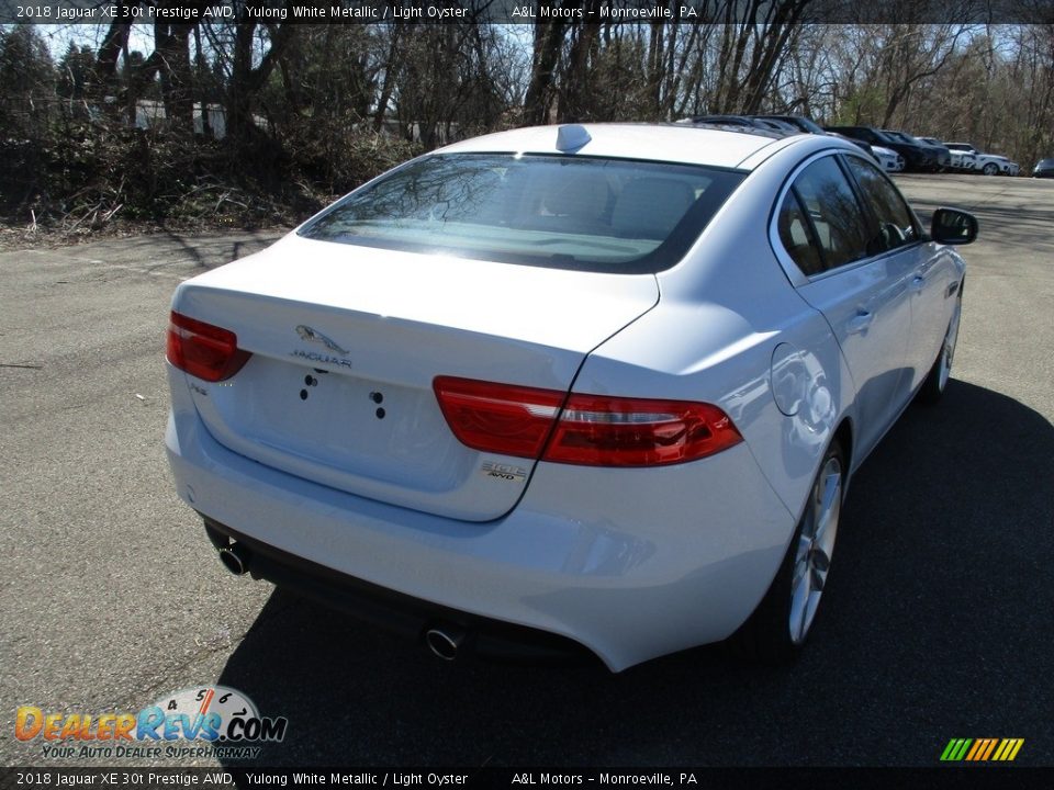 2018 Jaguar XE 30t Prestige AWD Yulong White Metallic / Light Oyster Photo #3