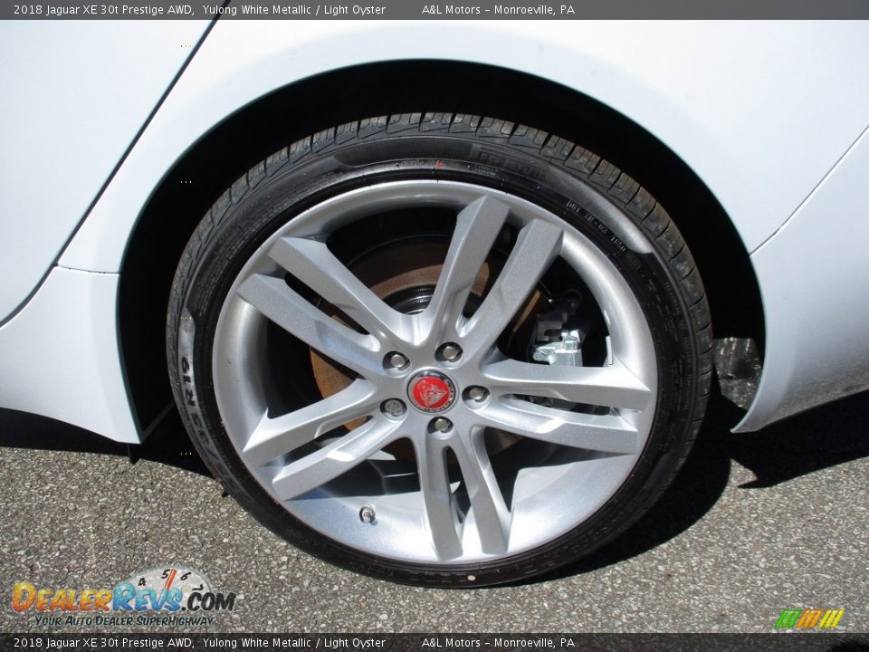 2018 Jaguar XE 30t Prestige AWD Yulong White Metallic / Light Oyster Photo #7