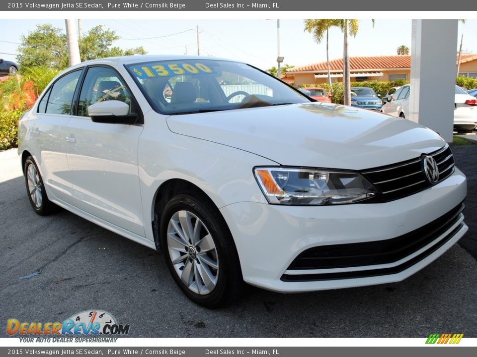 2015 Volkswagen Jetta SE Sedan Pure White / Cornsilk Beige Photo #2