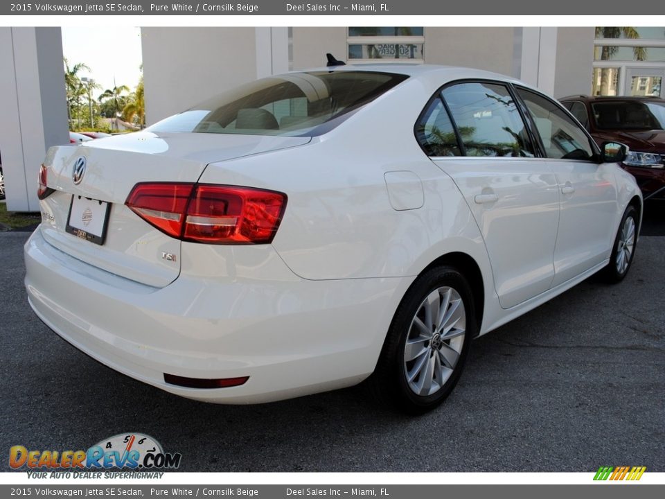 2015 Volkswagen Jetta SE Sedan Pure White / Cornsilk Beige Photo #10