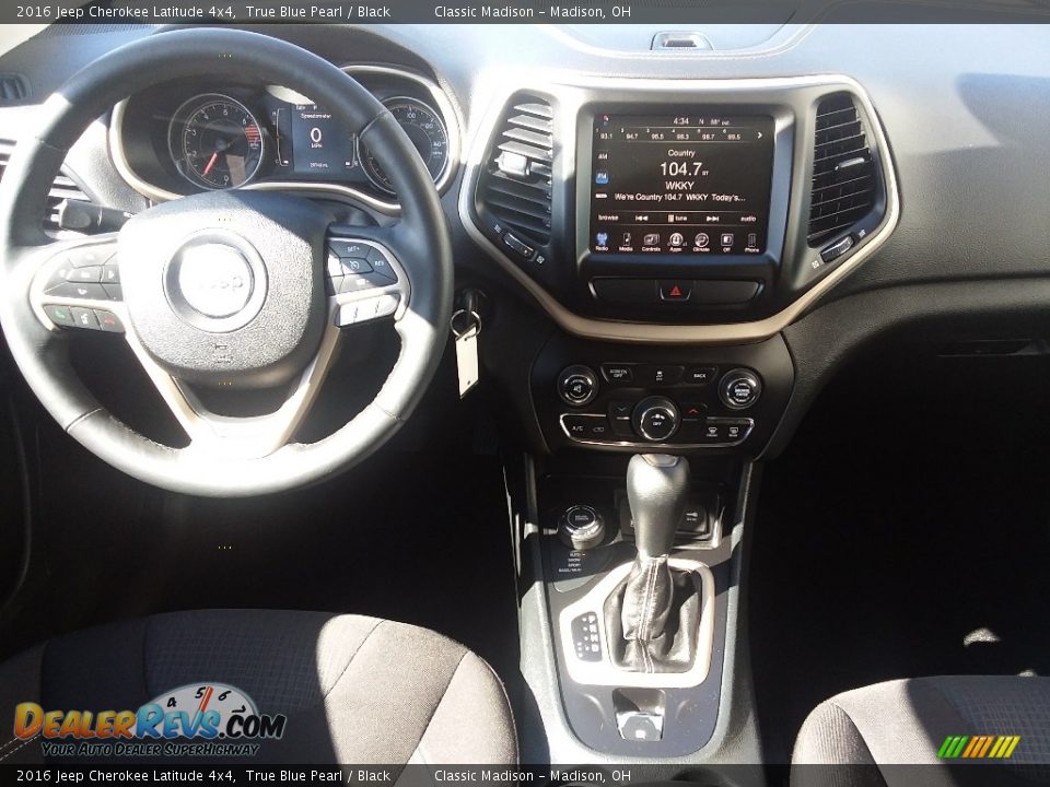 2016 Jeep Cherokee Latitude 4x4 True Blue Pearl / Black Photo #8