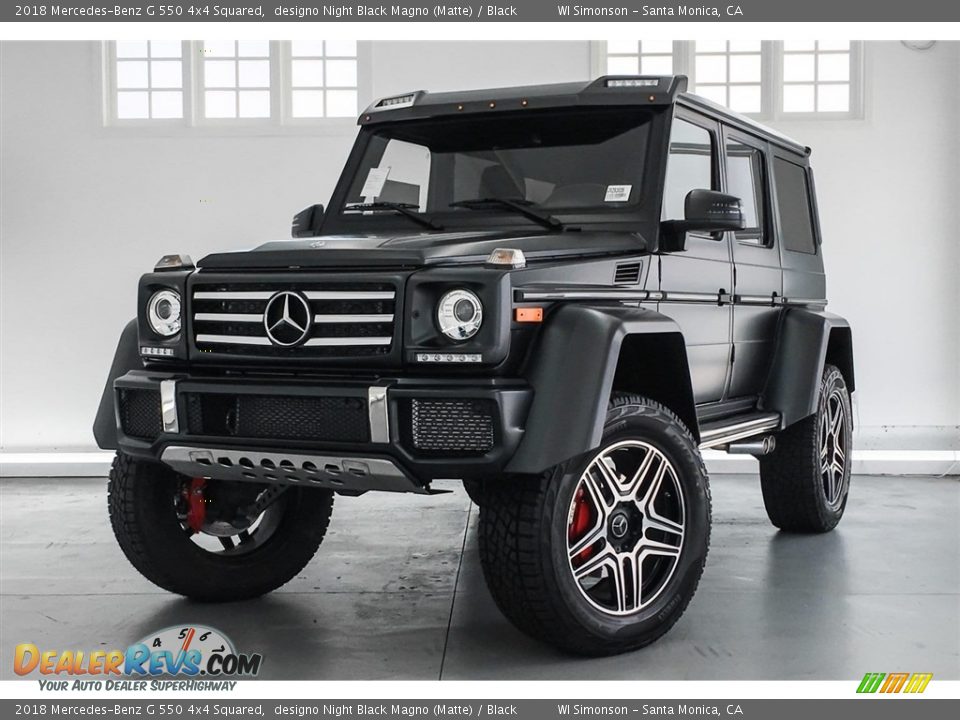 Front 3/4 View of 2018 Mercedes-Benz G 550 4x4 Squared Photo #13