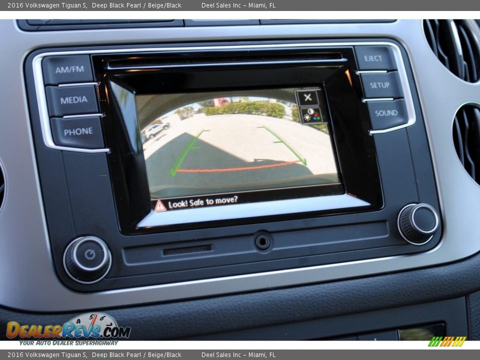 2016 Volkswagen Tiguan S Deep Black Pearl / Beige/Black Photo #17