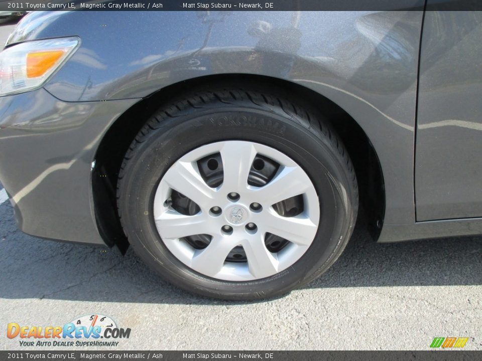 2011 Toyota Camry LE Magnetic Gray Metallic / Ash Photo #21