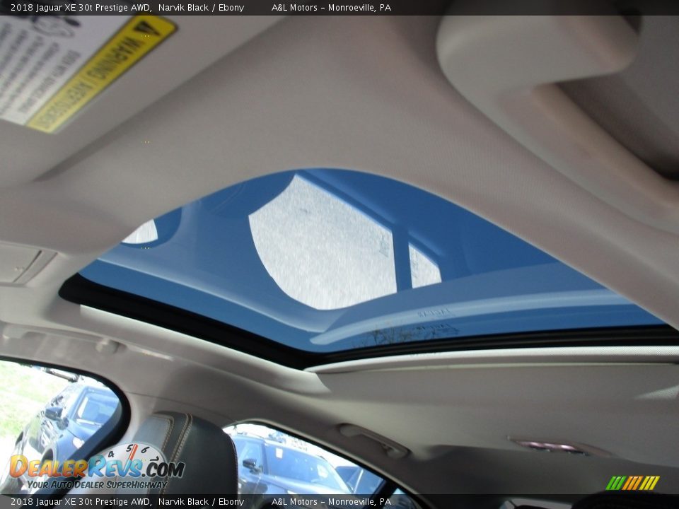 2018 Jaguar XE 30t Prestige AWD Narvik Black / Ebony Photo #12