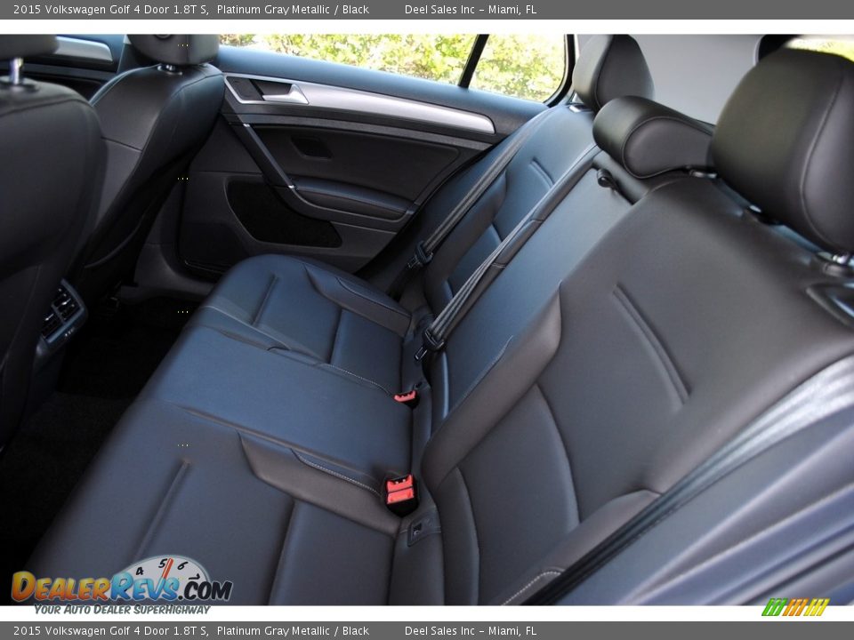 2015 Volkswagen Golf 4 Door 1.8T S Platinum Gray Metallic / Black Photo #12