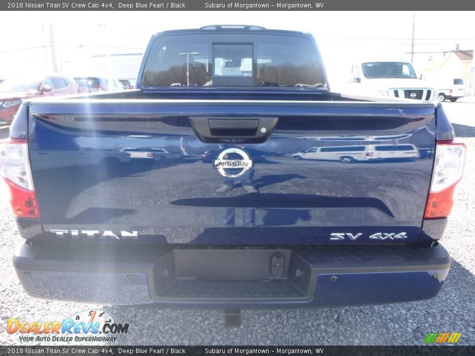 2018 Nissan Titan SV Crew Cab 4x4 Deep Blue Pearl / Black Photo #5