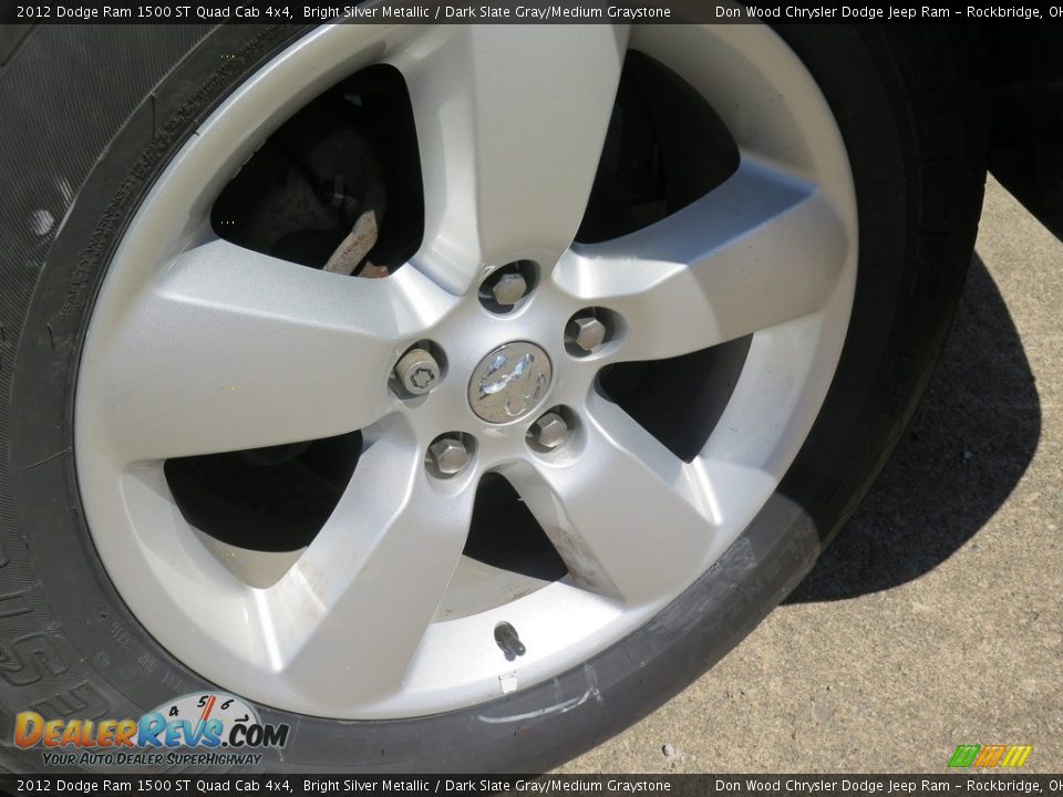 2012 Dodge Ram 1500 ST Quad Cab 4x4 Bright Silver Metallic / Dark Slate Gray/Medium Graystone Photo #22