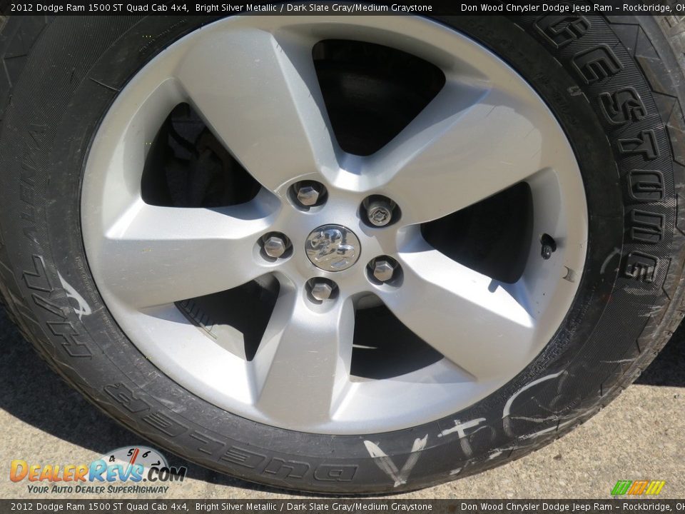 2012 Dodge Ram 1500 ST Quad Cab 4x4 Bright Silver Metallic / Dark Slate Gray/Medium Graystone Photo #23
