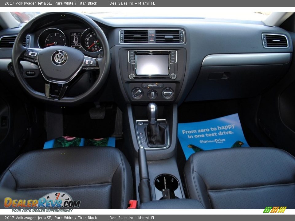 2017 Volkswagen Jetta SE Pure White / Titan Black Photo #12