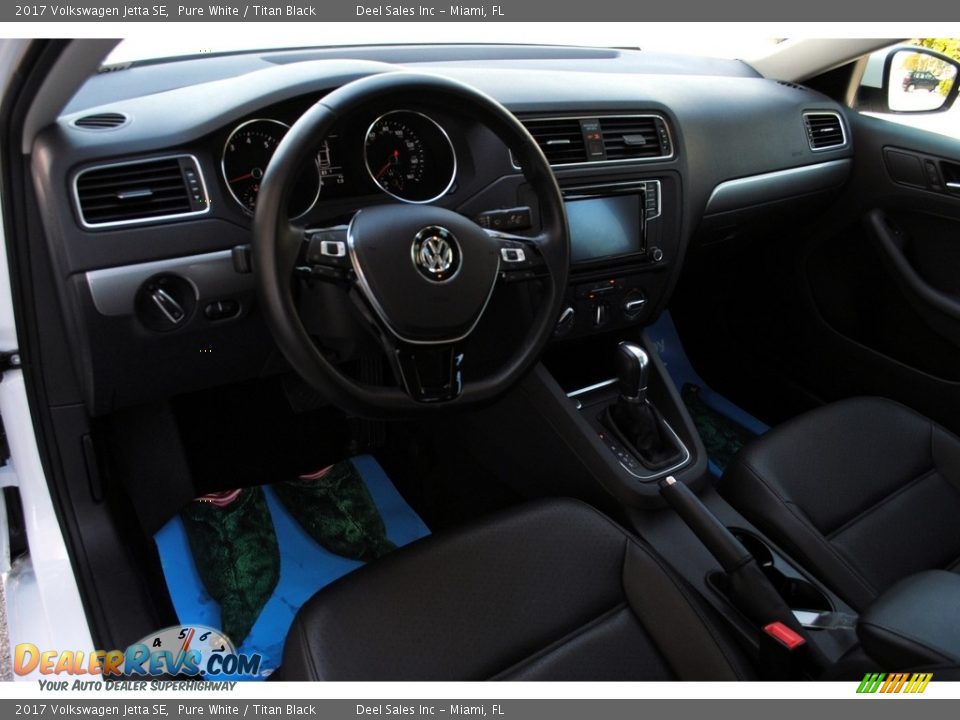 2017 Volkswagen Jetta SE Pure White / Titan Black Photo #15