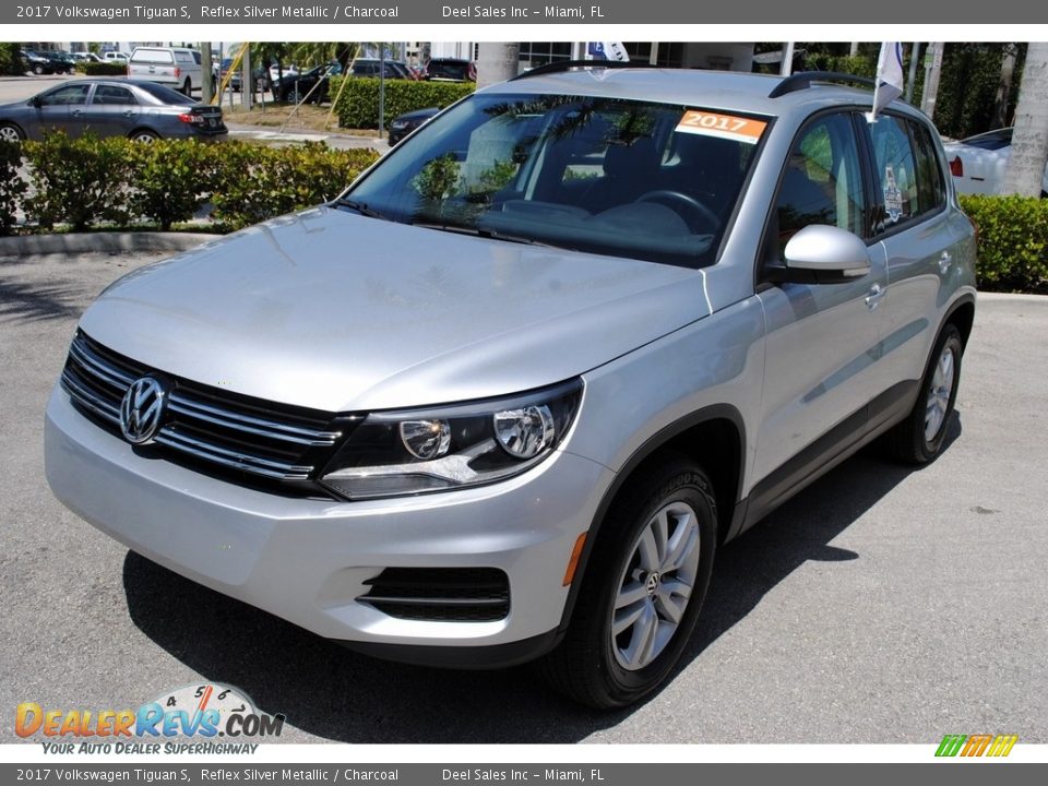 2017 Volkswagen Tiguan S Reflex Silver Metallic / Charcoal Photo #4