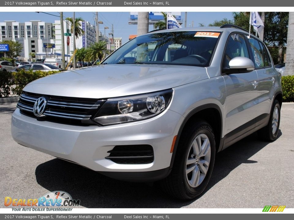 2017 Volkswagen Tiguan S Reflex Silver Metallic / Charcoal Photo #5