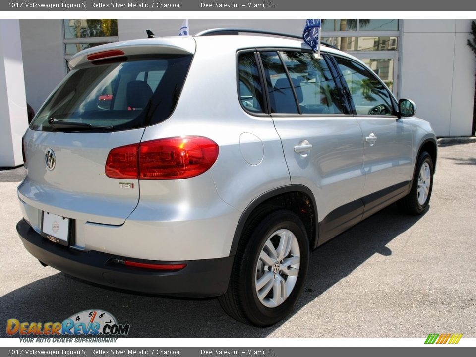 2017 Volkswagen Tiguan S Reflex Silver Metallic / Charcoal Photo #10