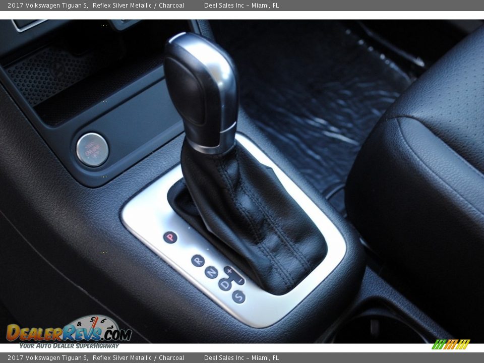 2017 Volkswagen Tiguan S Reflex Silver Metallic / Charcoal Photo #15