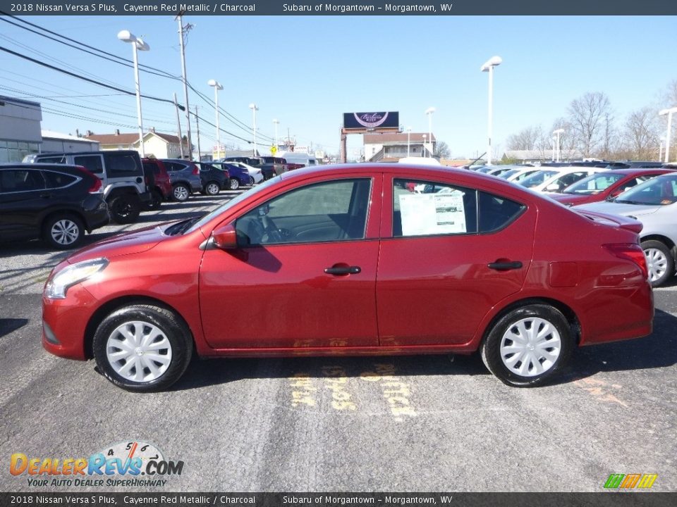 2018 Nissan Versa S Plus Cayenne Red Metallic / Charcoal Photo #7