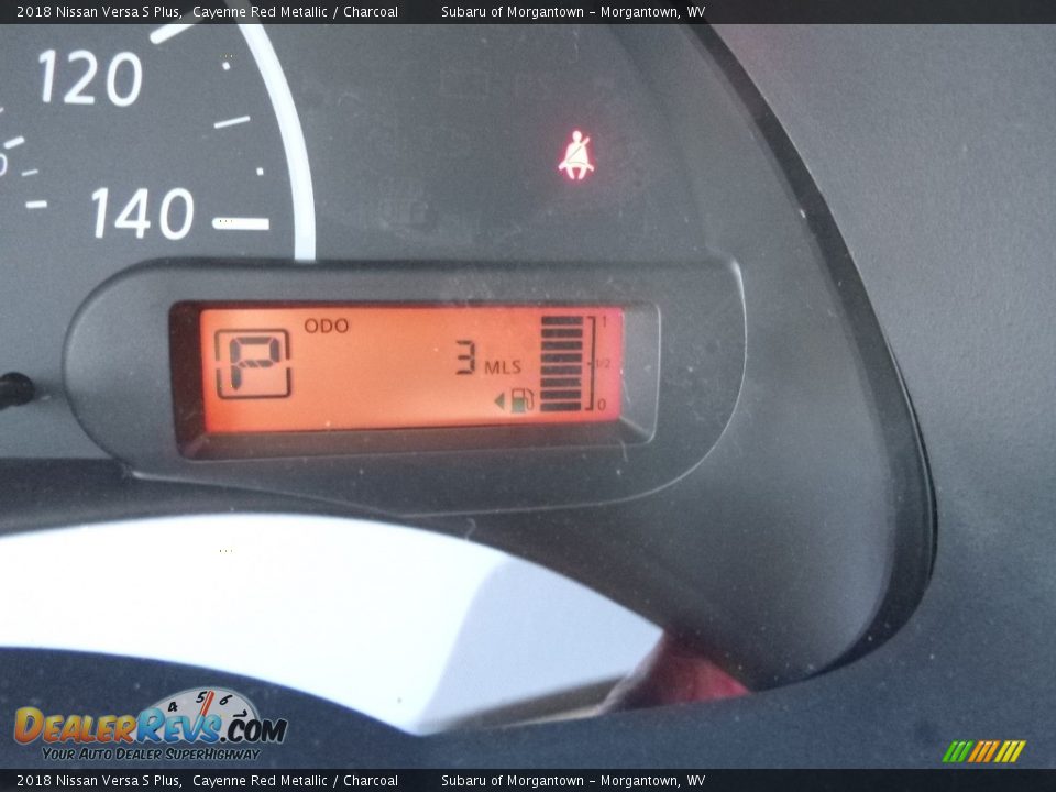 2018 Nissan Versa S Plus Cayenne Red Metallic / Charcoal Photo #18