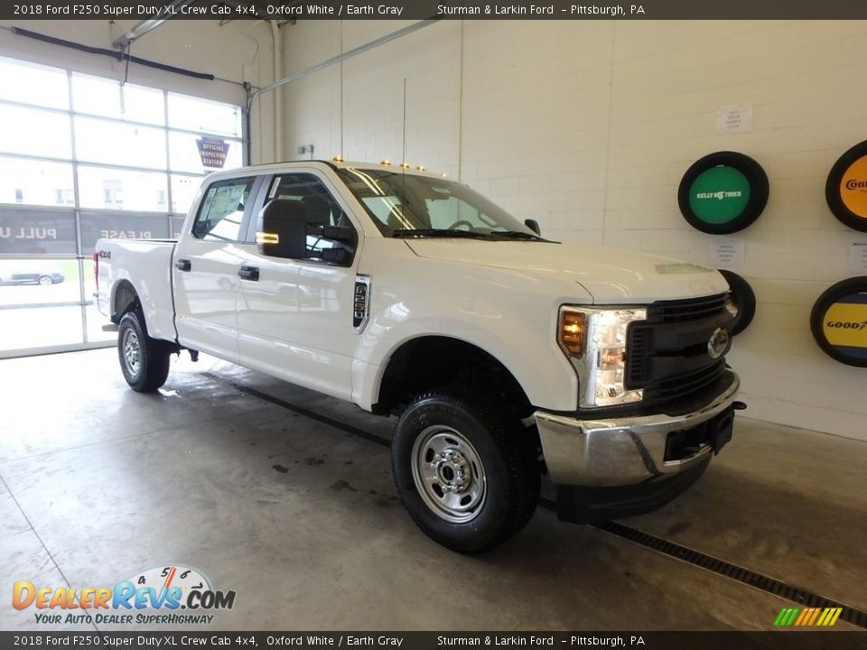 2018 Ford F250 Super Duty XL Crew Cab 4x4 Oxford White / Earth Gray Photo #1